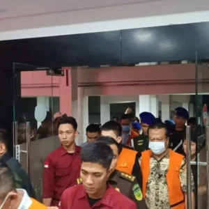 Kejati Bengkulu Tetapkan 5 Tersangka Kasus Tambang Batu Bara, Kerugian Setengah Triliun Lebih Kejati Bengkulu Tetapkan 5 Tersangka Kasus Tambang Batubara, Kerugian Setengah Triliun Lebih