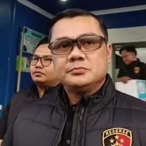 Polda Bengkulu Amankan Ratusan Dokumen dari Kantor PDAM Tirta Hidayah Polda Bengkulu Amankan Ratusan Dokumen dari Kantor PDAM Tirta Hidayah
