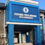 Pengakuan Terselubung: Ketika Pengacara Tak Sadar Membenarkan Skema Suap PHL PDAM Tirta Hidayah