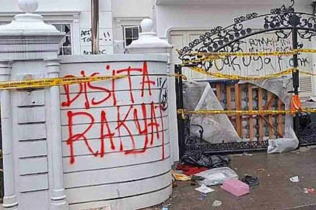 9 Pelaku Penjarahan Rumah Uya Kuya Ditangkap Polisi