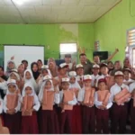 Desa Tanjung Harapan Beri Penghargaan untuk Siswa Berprestasi