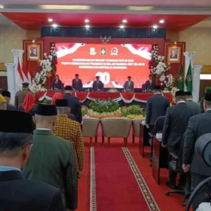 DPRD Kota Blitar Gelar Paripurna Istimewa, Dengarkan Pidato Kenegaraan Presiden DPRD Kota Blitar Gelar Paripurna Istimewa, Dengarkan Pidato Kenegaraan Presiden