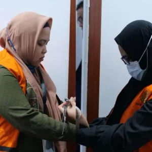 Dua Eks Pegawai Kantor Pos Bengkulu Resmi Tersangka Dugaan Korupsi Rp 3 Miliar Dua Eks Pegawai Kantor Pos Bengkulu Resmi Tersangka Dugaan Korupsi Rp 3 Miliar