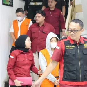 Duo Sumargo Jadi Tersangka Ke 4 dan 5 Kasus Kredit Bank Raya Indonesia Rp119 Miliar Duo Sumargo Jadi Tersangka Ke 4 dan 5 Kasus Kredit Bank Raya Indonesia Rp119 Miliar