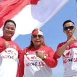 HUT RI ke-80, Gemawasbi Bengkulu Kibarkan Bendera Raksasa di Pantai Panjang