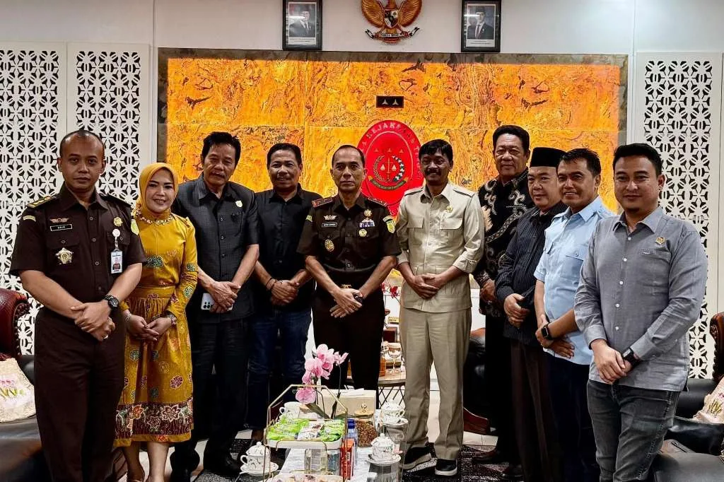 Ketua Fraksi DPRD Bengkulu Kunjungi Kajati, Soroti Temuan Sidak Tambang Batubara