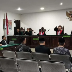 Pledoi Eks Gubernur Bengkulu Rohidin Mersyah, Bantah Dakwaan, Soroti Status Cuti dan Uang Pengganti Pledoi Eks Gubernur Bengkulu Rohidin Mersyah: Bantah Dakwaan, Soroti Status Cuti dan Uang Pengganti