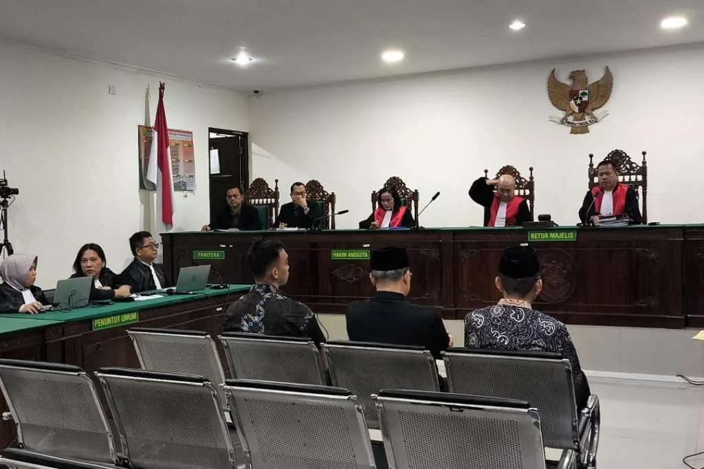 Pledoi Eks Gubernur Bengkulu Rohidin Mersyah: Bantah Dakwaan, Soroti Status Cuti dan Uang Pengganti