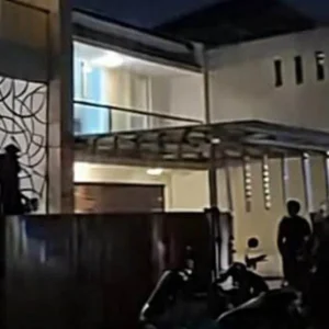 Rumah Anggota DPR, Nafa Urbach di Tangerang Selatan