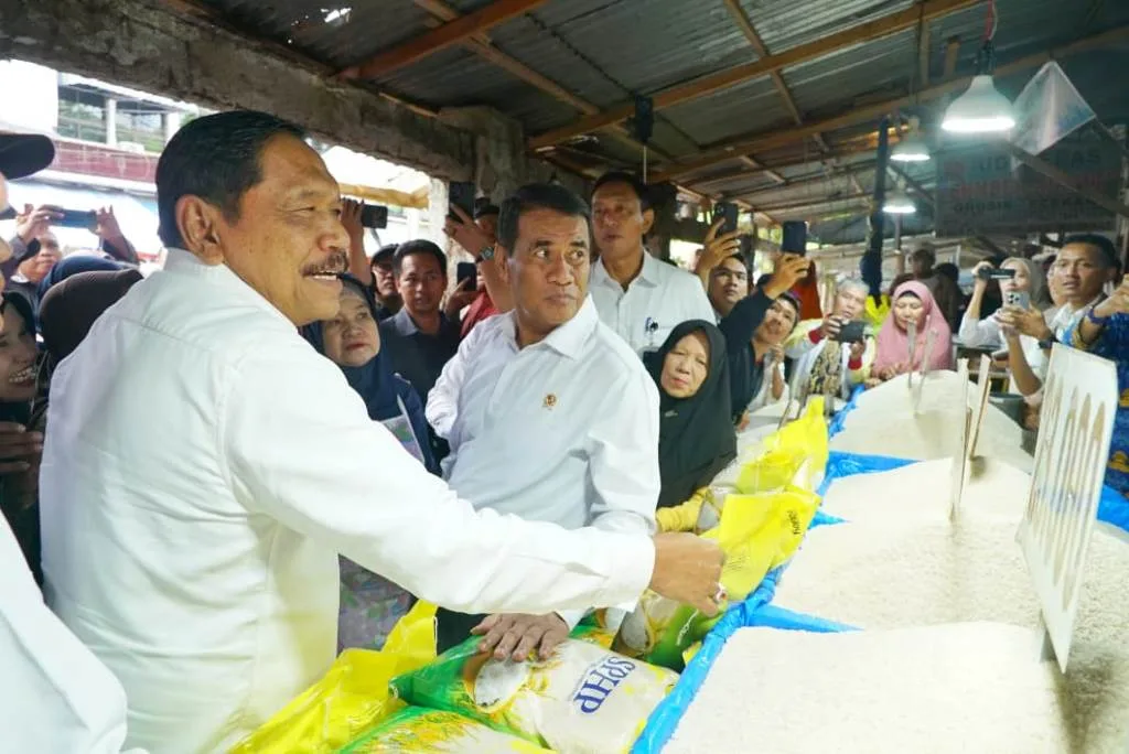 Di Bengkulu Mentan Pastikan Stok Beras Nasional Aman Hingga Akhir Tahun