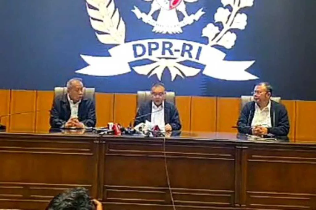 DPR Hentikan Hak Gaji dan Tunjangan Anggota Dewan yang Dinonaktifkan
