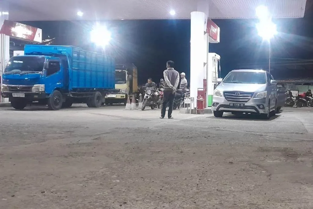 Dugaan Mafia BBM Subsidi Mengintai di SPBU Tais Seluma, APH Tutup Mata