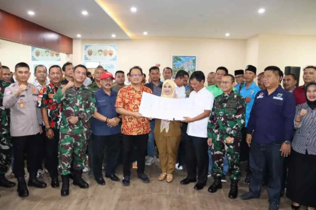 Pemkot Cirebon, Forkopimda dan Tokoh Masyarakat Tandatangani Deklarasi Damai