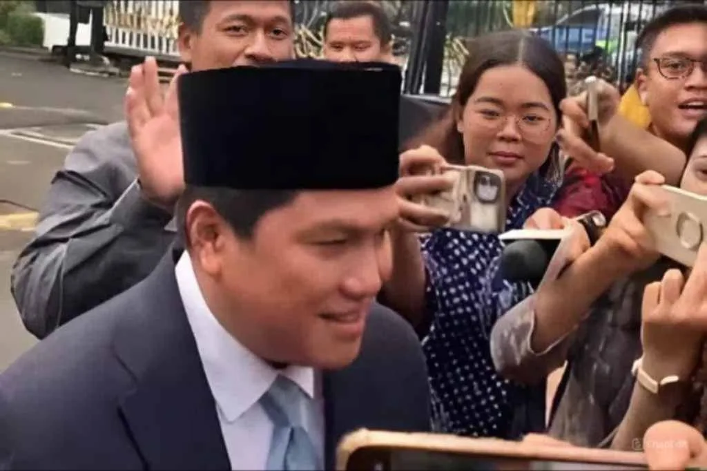 Presiden Prabowo Resmi Lantik Erick Thohir Jadi Menpora