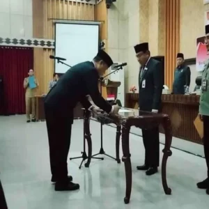 42 Pejabat Pemprov Bengkulu Dirombak, Gubernur dan Wagub Sedang Keluar Kota