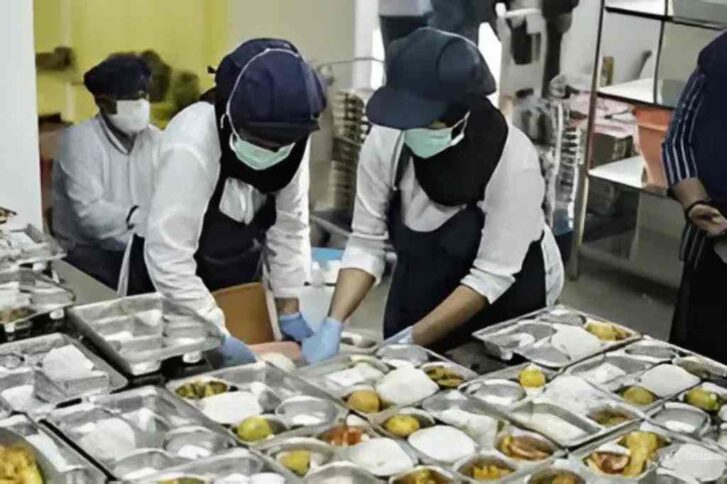 Presiden Prabowo Perintahkan Dapur MBG Dilengkapi Alat Sterilisasi Makanan dan Air Presiden Prabowo Perintahkan Dapur MBG Dilengkapi Alat Sterilisasi Makanan dan Air