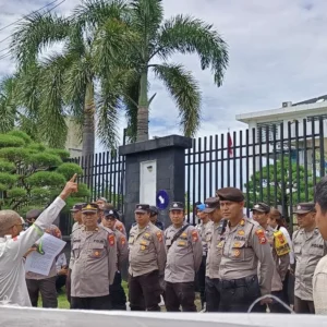 Demo BPK Bengkulu, Massa Desak Audit Desa, Pemkab, Perusahaan Sawit Hingga Baznas Kota