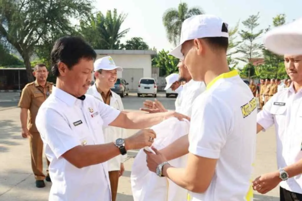 Pemkot Cirebon Resmi Lepas Kontingen Porsenitas XII 2025 Indramayu Jabar