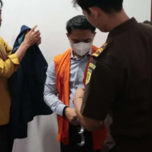 Pengacara Kondang Jadi Tersangka Ketiga Kasus Dugaan Korupsi Lahan Tol Bengkulu