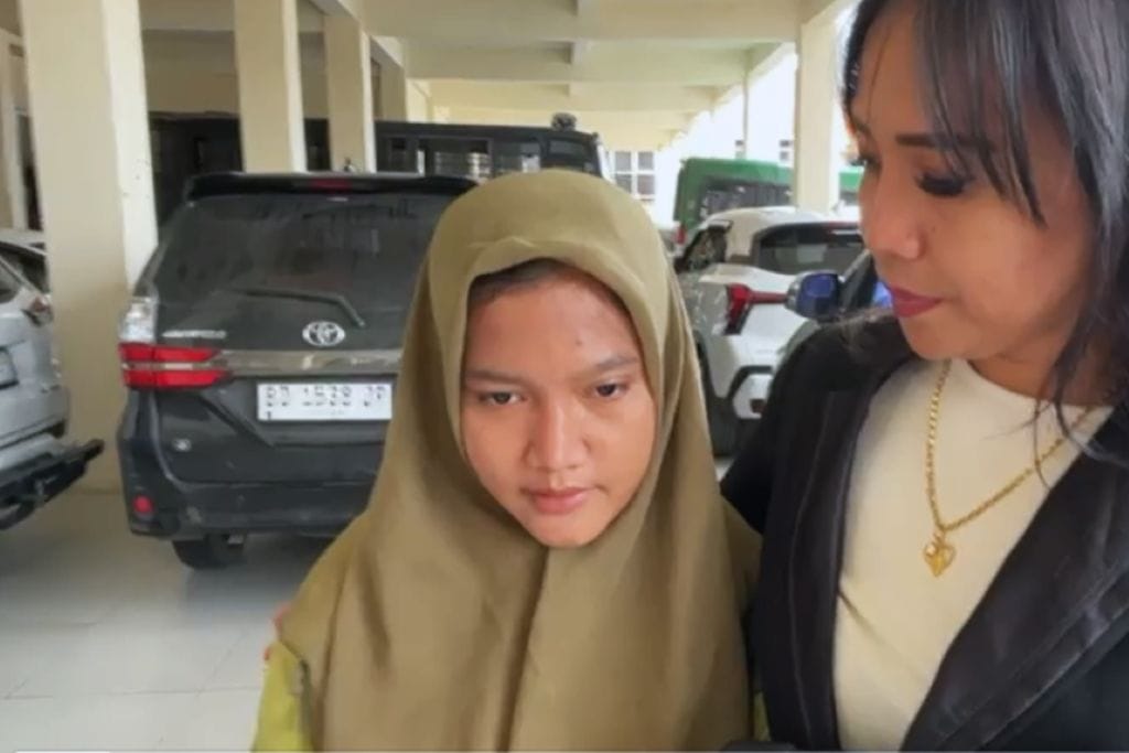 "Aku Tidak Pernah Melakukannya" Tangis Pilu RAJ, Pengasuh yang Melawan Status Tersangka dari Keluarga Anggota DPRD