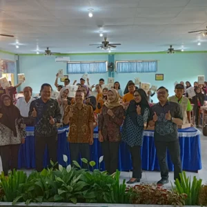 Disnaker Kabupaten Blitar Cetak 166 Tenaga Profesional Bersertifikat BNSP Lewat Dana DBHCHT