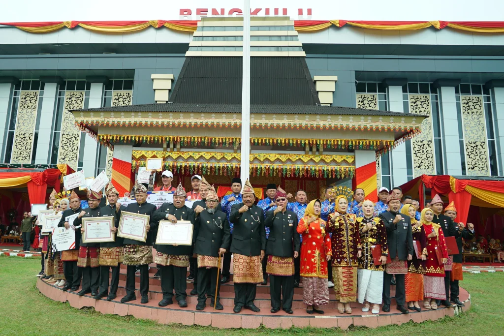 HUT ke-57 Provinsi Bengkulu Usung Tema Dengan Semangat Merah Putih Bersama Bantu Rakyat