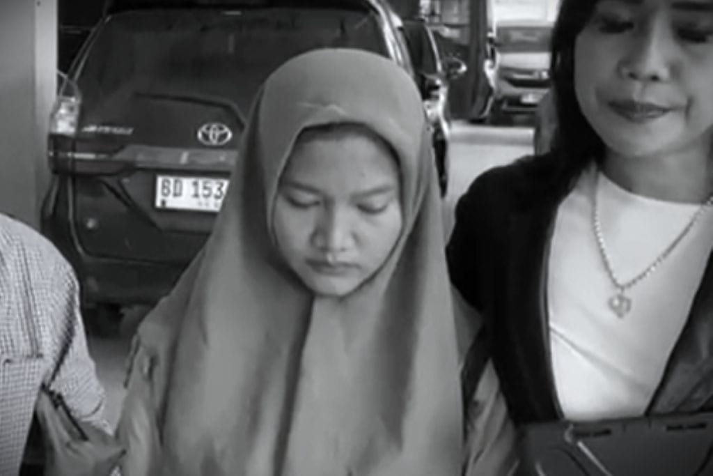Ironi Slogan 'Bantu Rakyat': Tangis Pilu RAJ, Pengasuh yang Melawan 'Jalan Hukum' Keluarga Politisi PAN