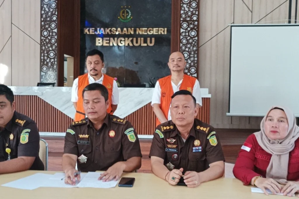 Kejati Bengkulu Kembali Limpahkan Dua Tersangka Korupsi Tambang Batubara Rugikan Negara Rp500 Miliar