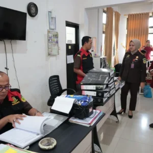 Kejati Bengkulu Perkuat Proses Penyidikan Korupsi Lahan Tol, Kantor BPN Digeledah Kejati Bengkulu Perkuat Proses Penyidikan Korupsi Lahan Tol, Kantor BPN Digeledah