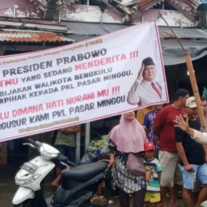 Penertiban PKL Pasar Minggu Bengkulu Diwarnai Perlawanan, Dialog Belum Terjadi