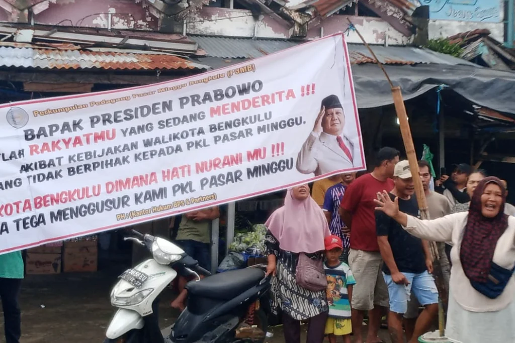 Penertiban PKL Pasar Minggu Bengkulu Diwarnai Perlawanan, Dialog Belum Terjadi