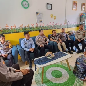 Polres Lebong Sosialisasi Program Makanan Bergizi Gratis ke Sekolah