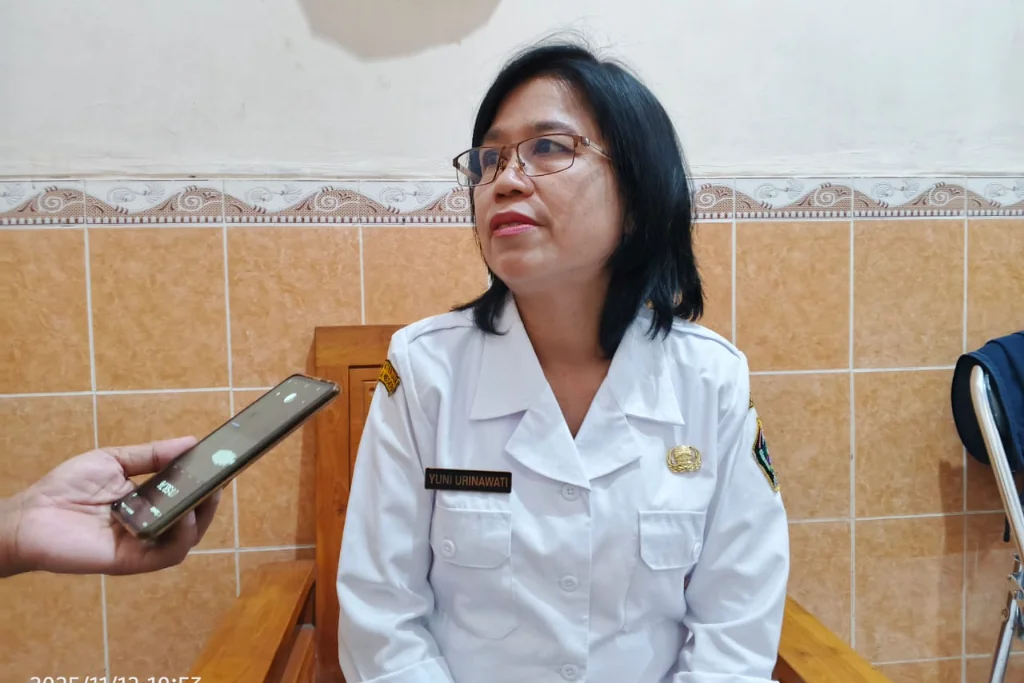 Ribuan Buruh Rokok dan Tani Terima BLT DBHCHT dari Pemkab Blitar untuk Tingkatkan Kesejahteraan