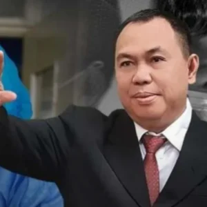 Mantan Gubernur Bengkulu Agusrin Najamuddin Masuk DPO Kasus Cek Kosong Mantan Gubernur Bengkulu Agusrin Najamuddin Masuk DPO Kasus Cek Kosong