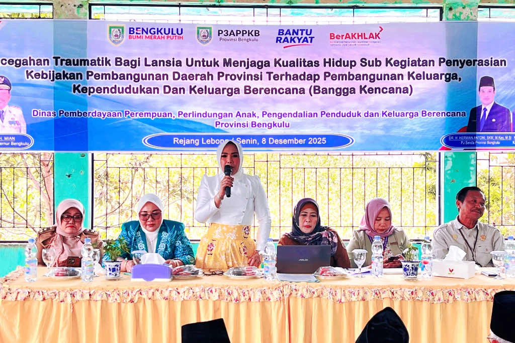 Turun ke Rejang Lebong, Zulasmi Octarina Pastikan Program untuk Lansia Tepat Sasaran