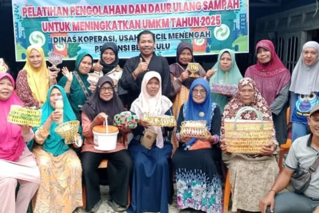 Usin Sembiring Makin Giat Ajak Emak-emak Kelola Sampah Jadi Rupiah