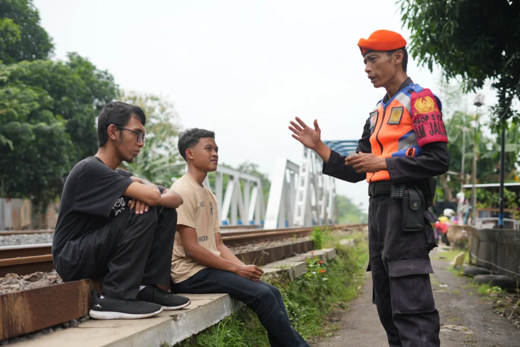Cegah Vandalisme, KAI Cirebon Gencarkan Edukasi dan Ajak Masyarakat Jaga Keamanan Perjalanan Kereta