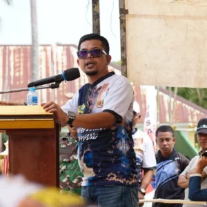 Heboh Soal Pengelolaan Parkir di Pelabuhan, Anggota DPRD Nurhidayat Lontar Kritikan Pedas Heboh Soal Pengelolaan Parkir di Pelabuhan, Anggota DPRD Nurhidayat Lontar Kritikan Pedas