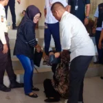 Ibu Korban Pemerkosaan Dukun Cabul Histeris di PN Bengkulu, Diejek Dari Sel