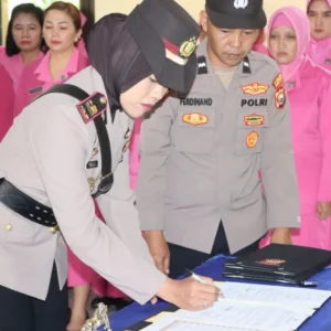 Kapolres Pimpin Sertijab 5 Perwira, Perdana Kapolsek Perempuan di Seluma Kapolres Pimpin Sertijab 5 Perwira, Perdana Kapolsek Perempuan di Seluma