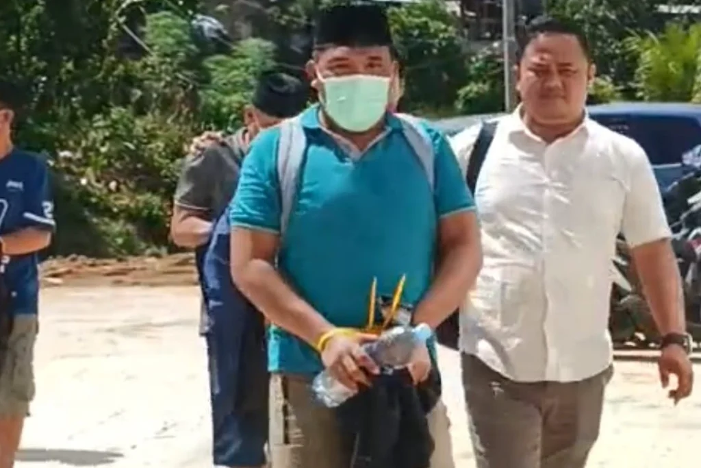 Korupsi APBDes Desa Dusun Tengah: Kades, Sekdes Serta Bendahara Dilimpahkan ke Kejari Seluma