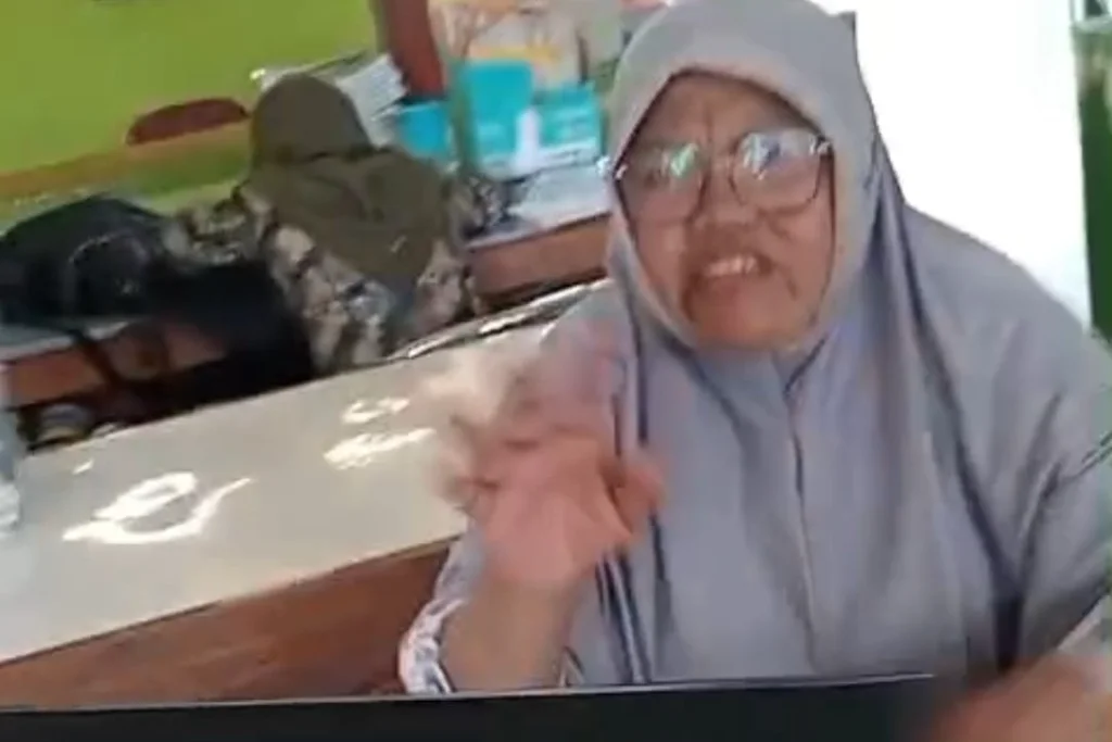 Mendadak Viral, Raport Siswa SMPN 11 Ditahan Oknum Guru, Dugaan Pungli Menyeruak