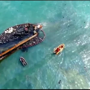 Pantai Bukit Dangas Berubah Jadi Lautan Limbah, Ancaman Serius Bagi Lingkungan Batam Pantai Bukit Dangas Berubah Jadi Lautan Limbah, Ancaman Serius Bagi Lingkungan Batam