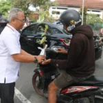 Perhutani KPH Blitar Bagikan 200 Bibit Buah Gratis Awali Tahun 2026 dan Sambut Hari Bumi