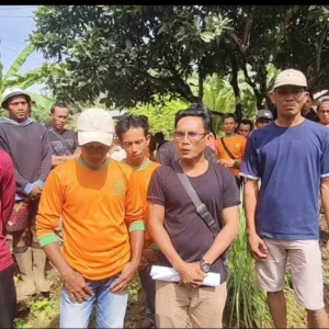 Ratusan Pekerja PT SIL Seluma Lanjut Mogok Kerja, Tuntut Kenaikan Upah Ratusan Pekerja PT SIL Seluma Lanjut Mogok Kerja, Tuntut Kenaikan Upah