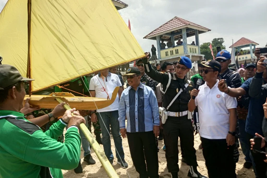 Ratusan Peserta Meriahkan Festival Jong Nusantara di Karimun, Ada dari Brunei !