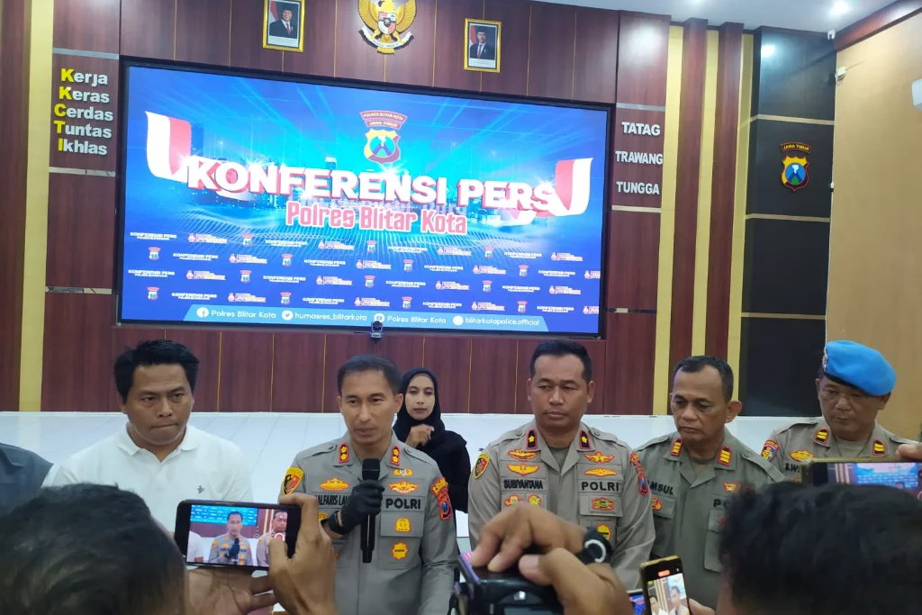 Terungkap! Motif Menantu Bunuh Mertua, Polres Kota Blitar Beberkan Fakta Mengejutkan