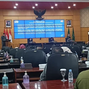 DPRD Kota Blitar Gelar Paripurna, Dua Raperda Penting Resmi Disahkan