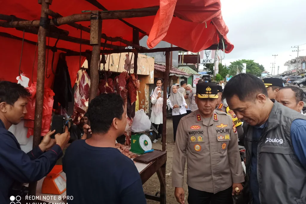 H-1 Ramadhan 2026: Kapolda Bengkulu Turun Pantau Kenaikan Harga Bahan Pokok di Pasar