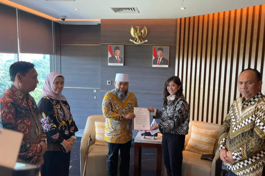 Pemprov datangi Komdigi, Minta Prioritaskan Penanganan 40 Desa Yang Masih Blank Spot dan Sinyal Lemah